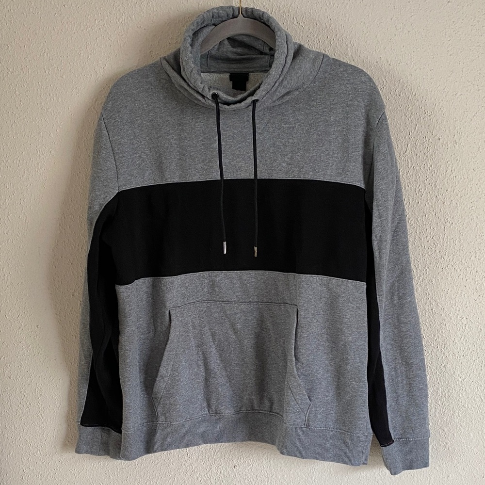 H&M Gray and Black Men's Sweater